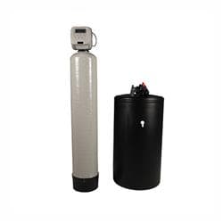 30,000 GRAIN SOFTENER W/ CLACK